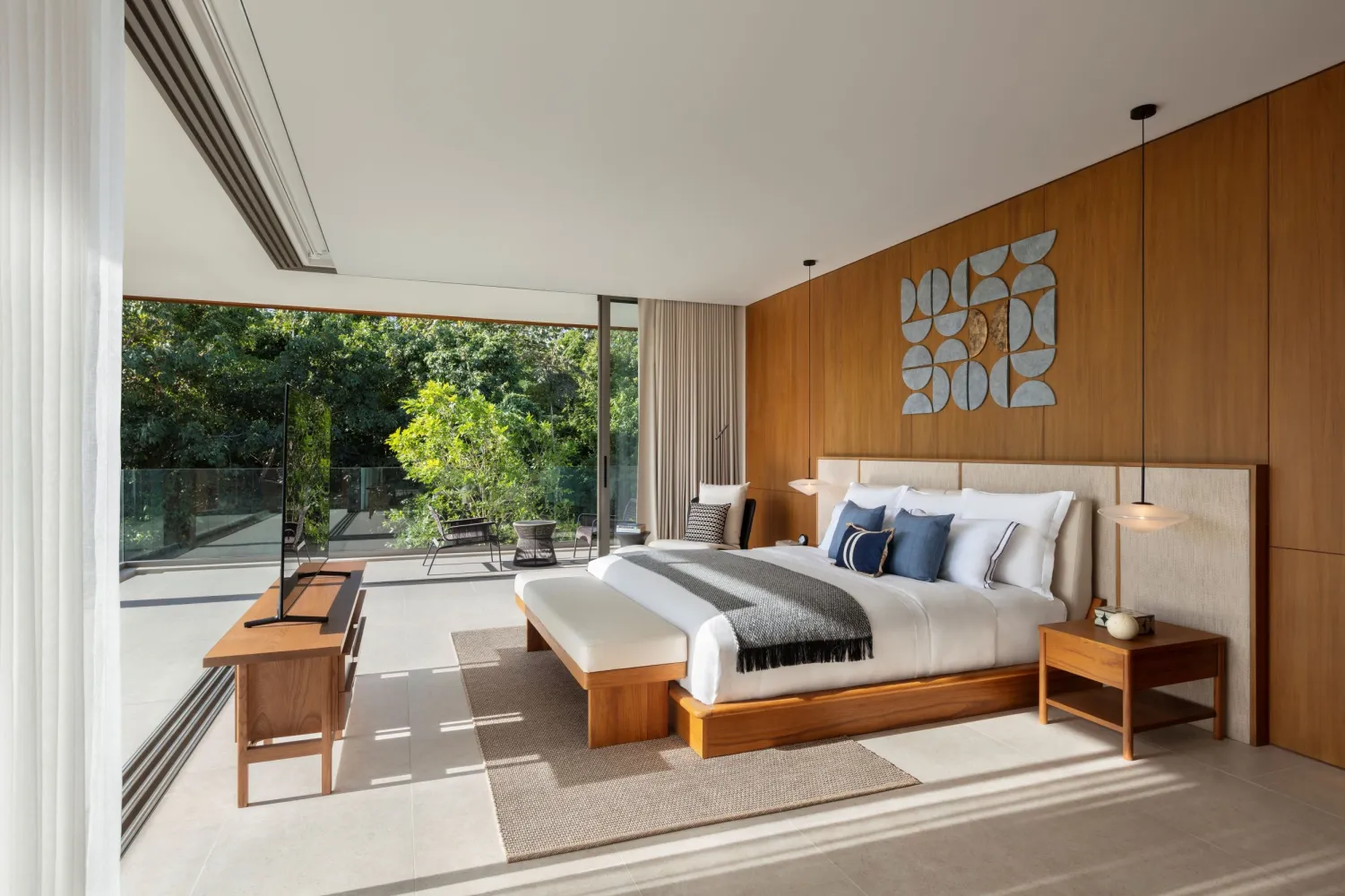 Property image - full photo 3