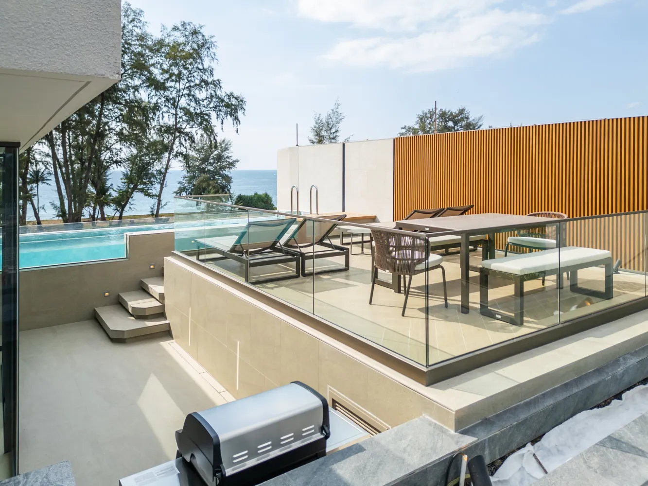 Property image - full photo 3