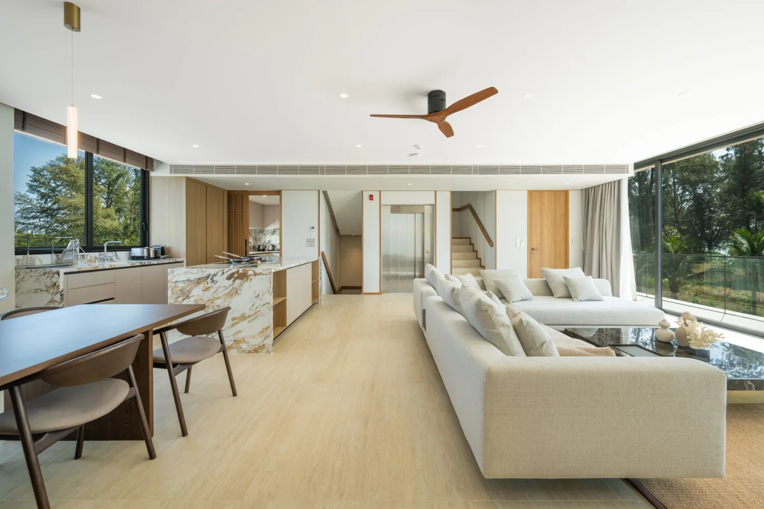 Property image - full photo 11