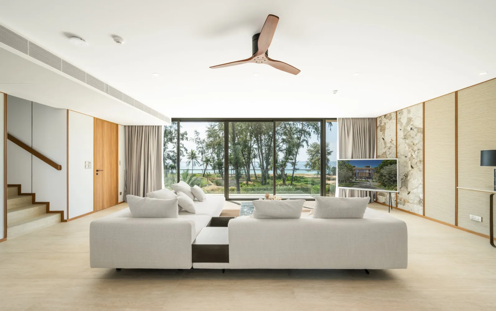 Property image - full photo 13