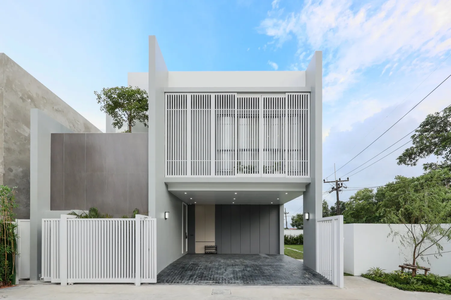 Property image - full photo 16