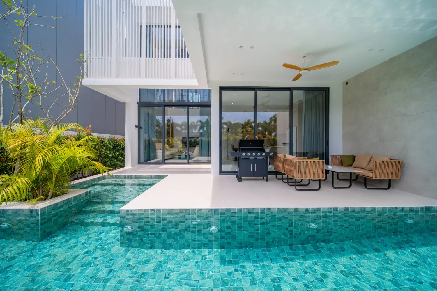 Property image - full photo 8