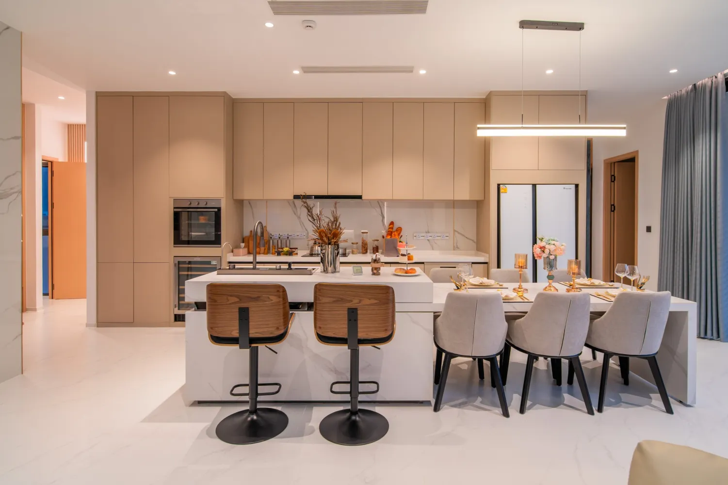 Property image - full photo 4