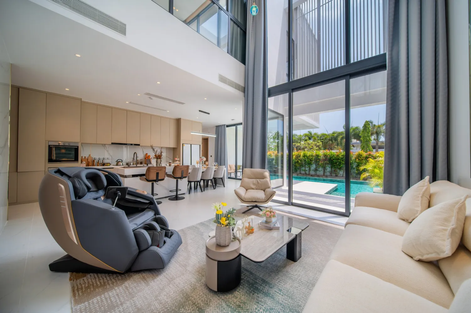 Property image - full photo 2