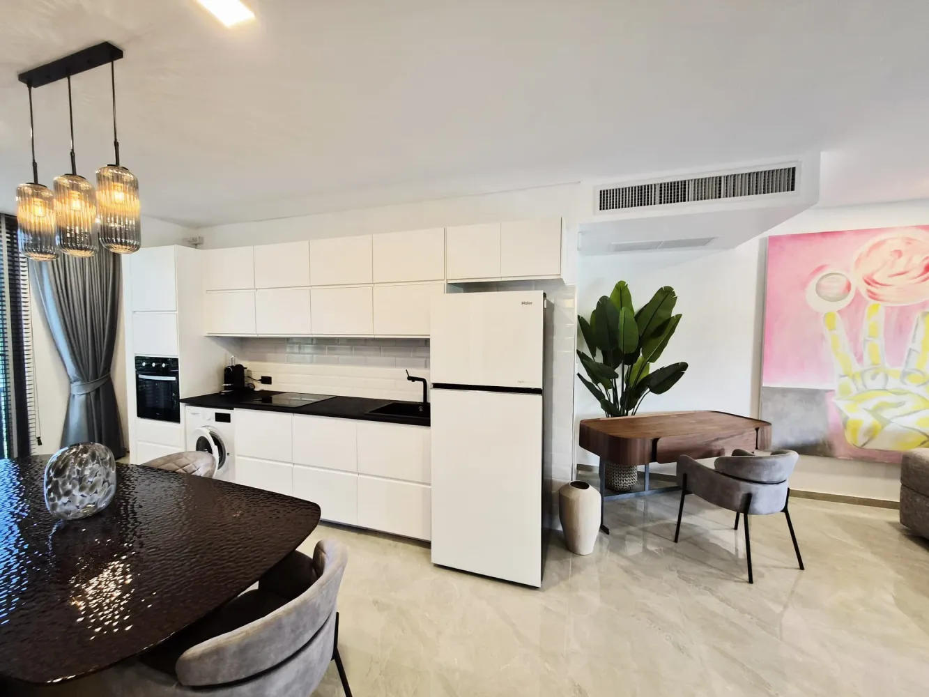 Property image - full photo 7