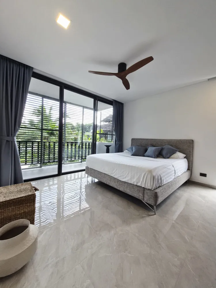 Property image - full photo 15
