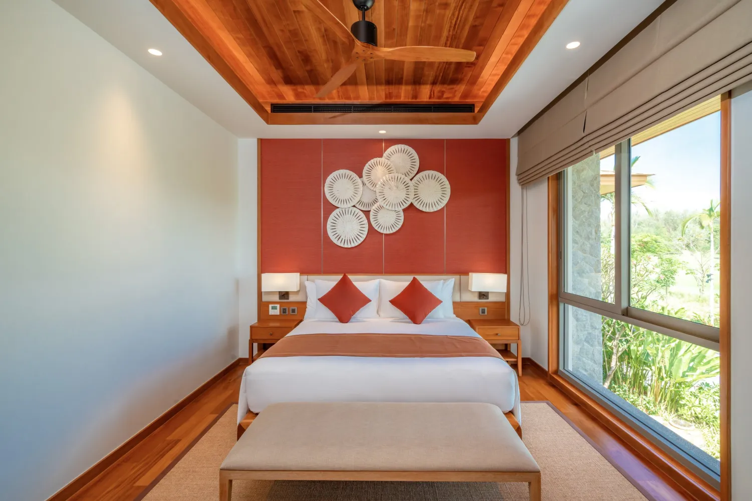 Property image - full photo 10