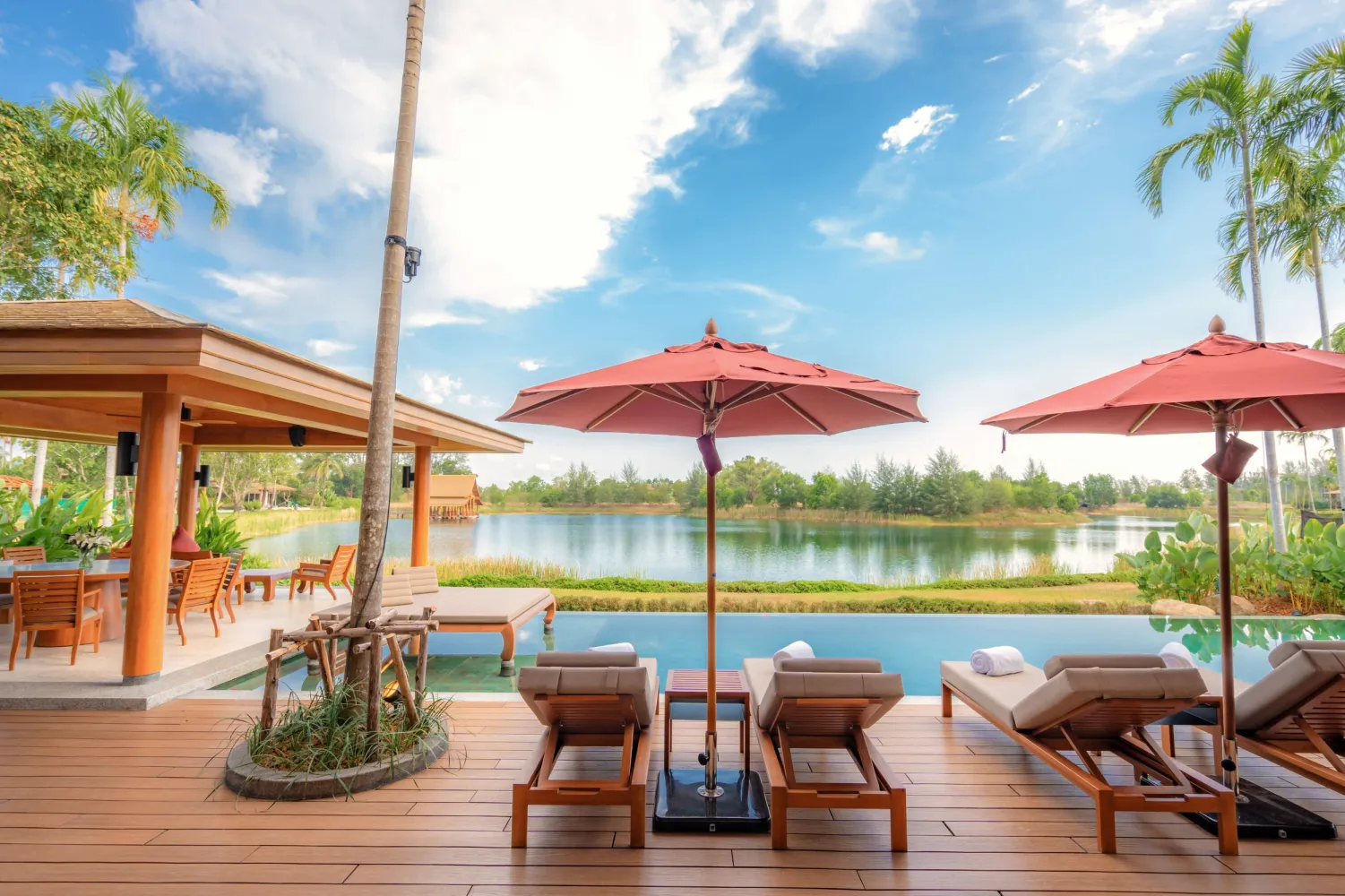 Property image - full photo 2