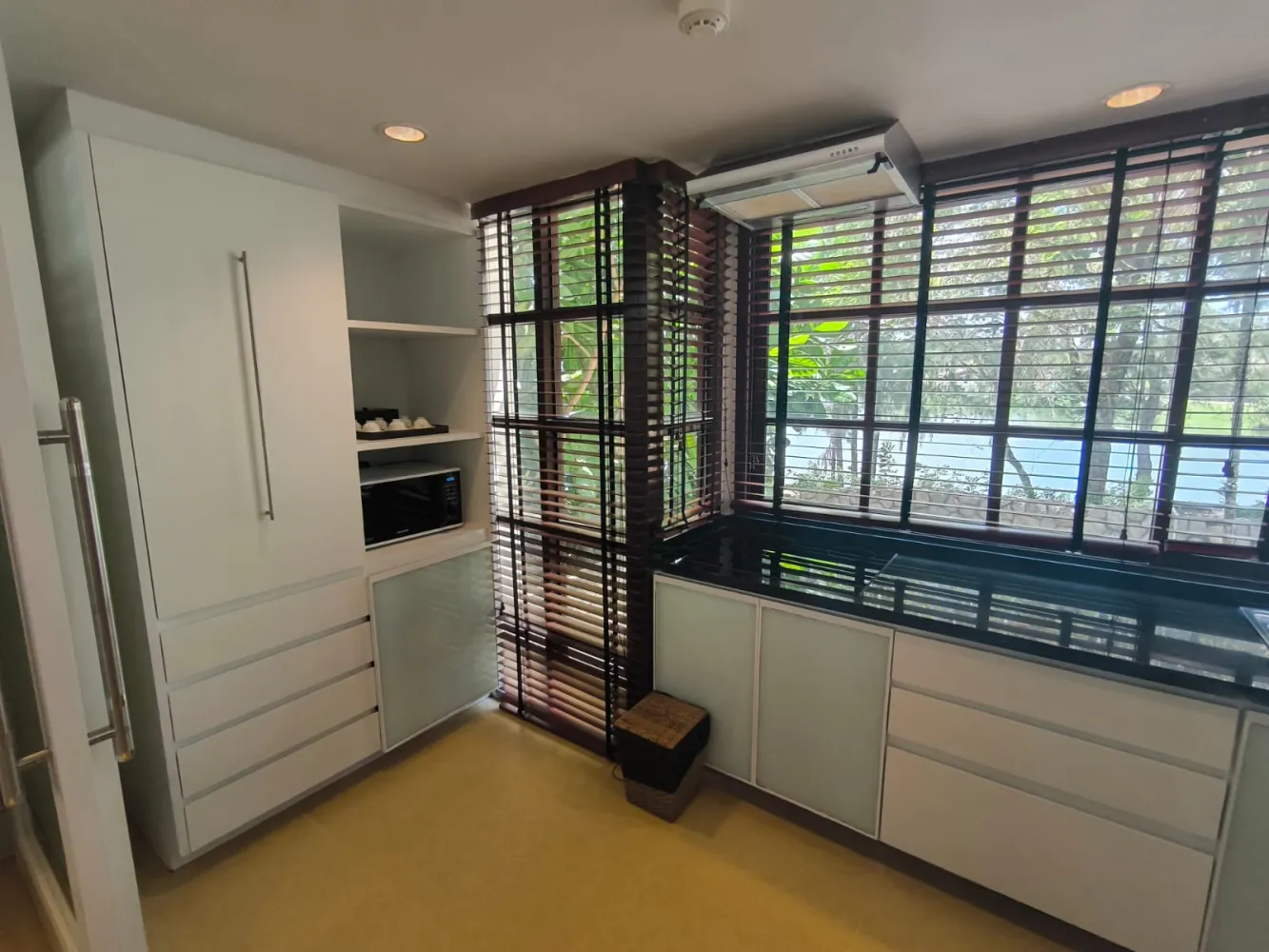 Property image - full photo 6