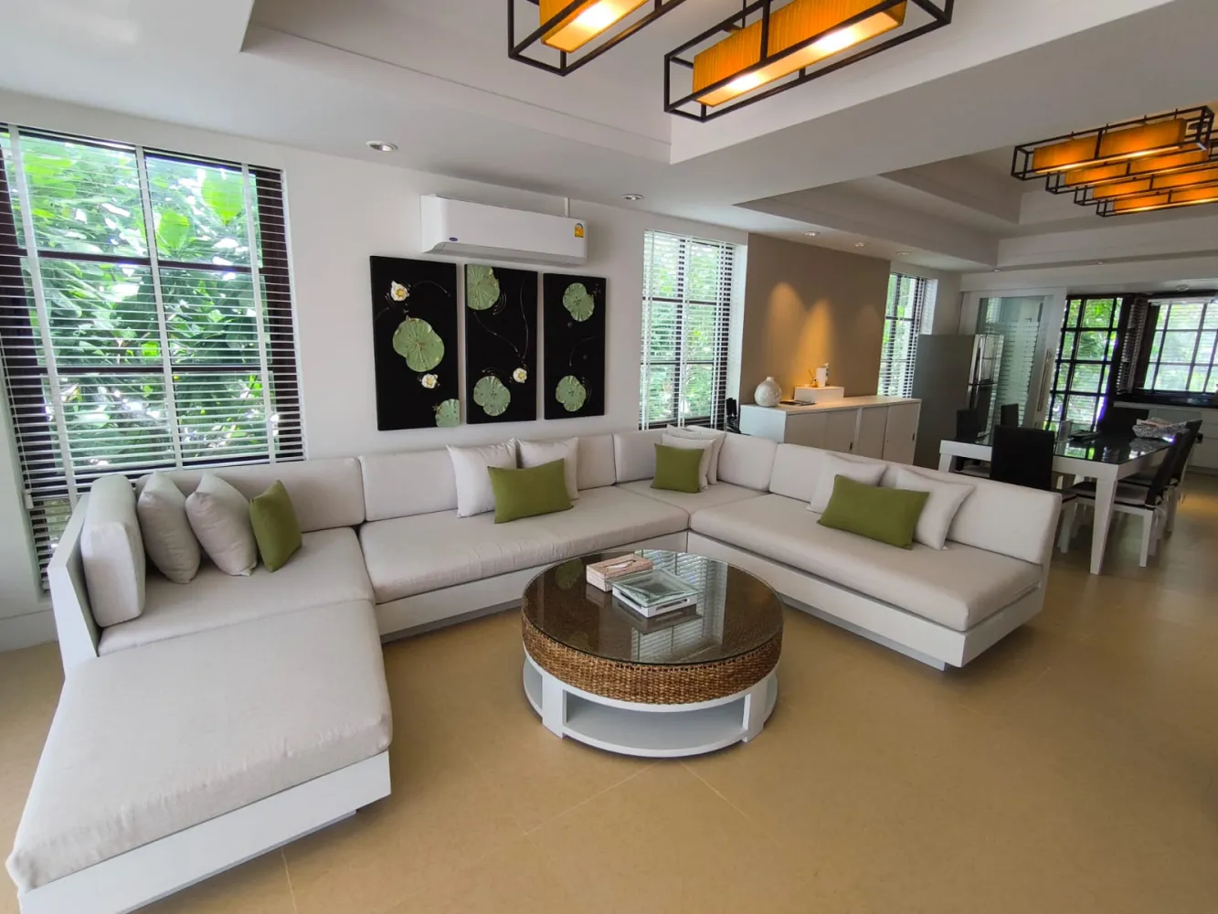 Property image - full photo 1