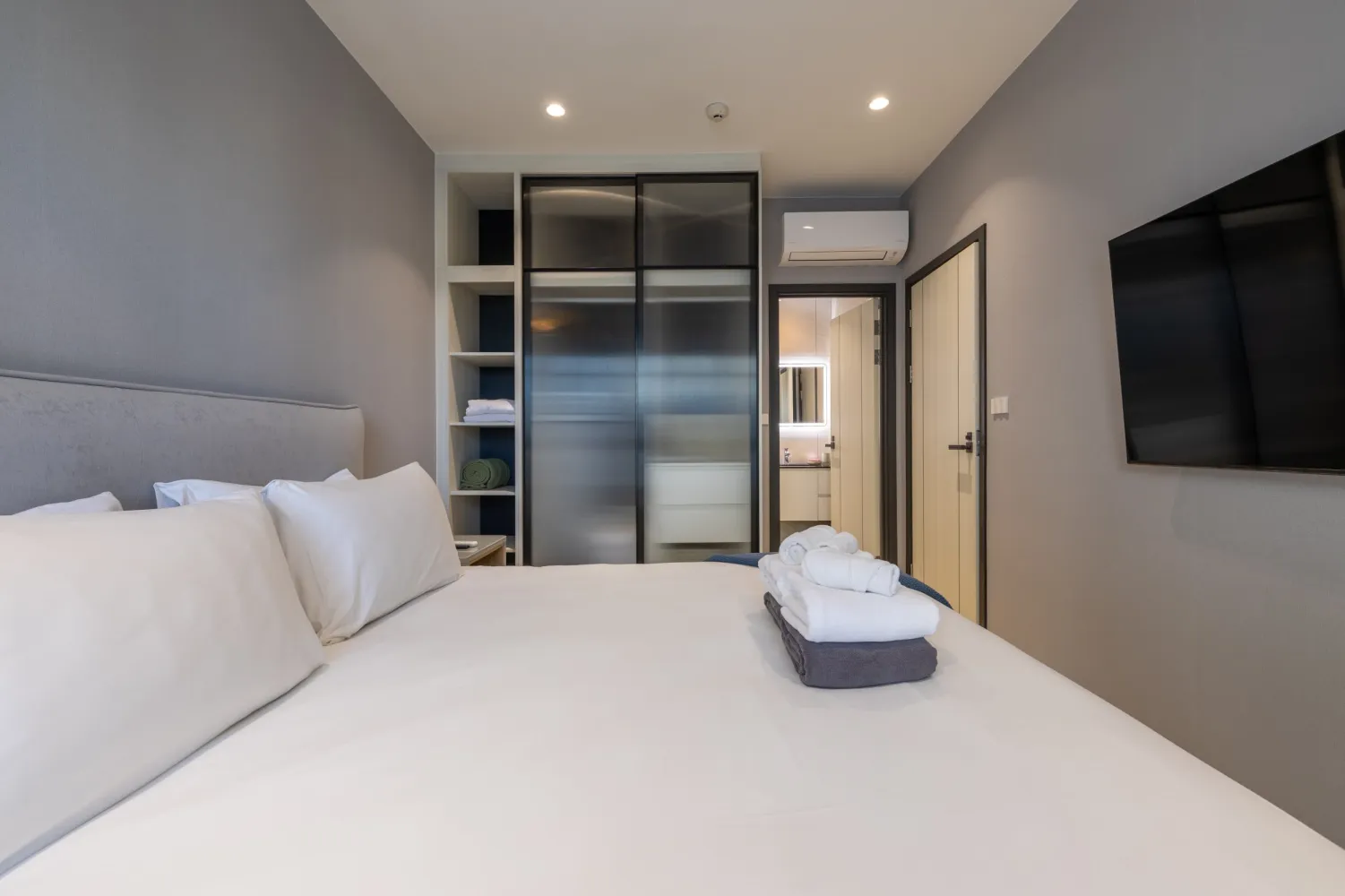 Property image - full photo 19