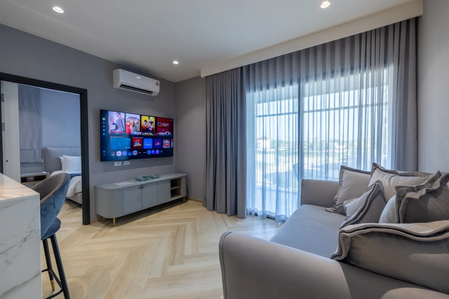 Property image - full photo 8