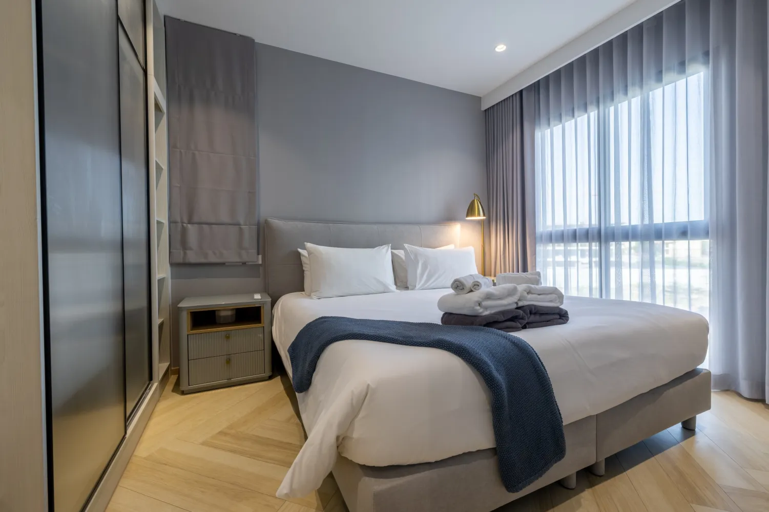 Property image - full photo 12