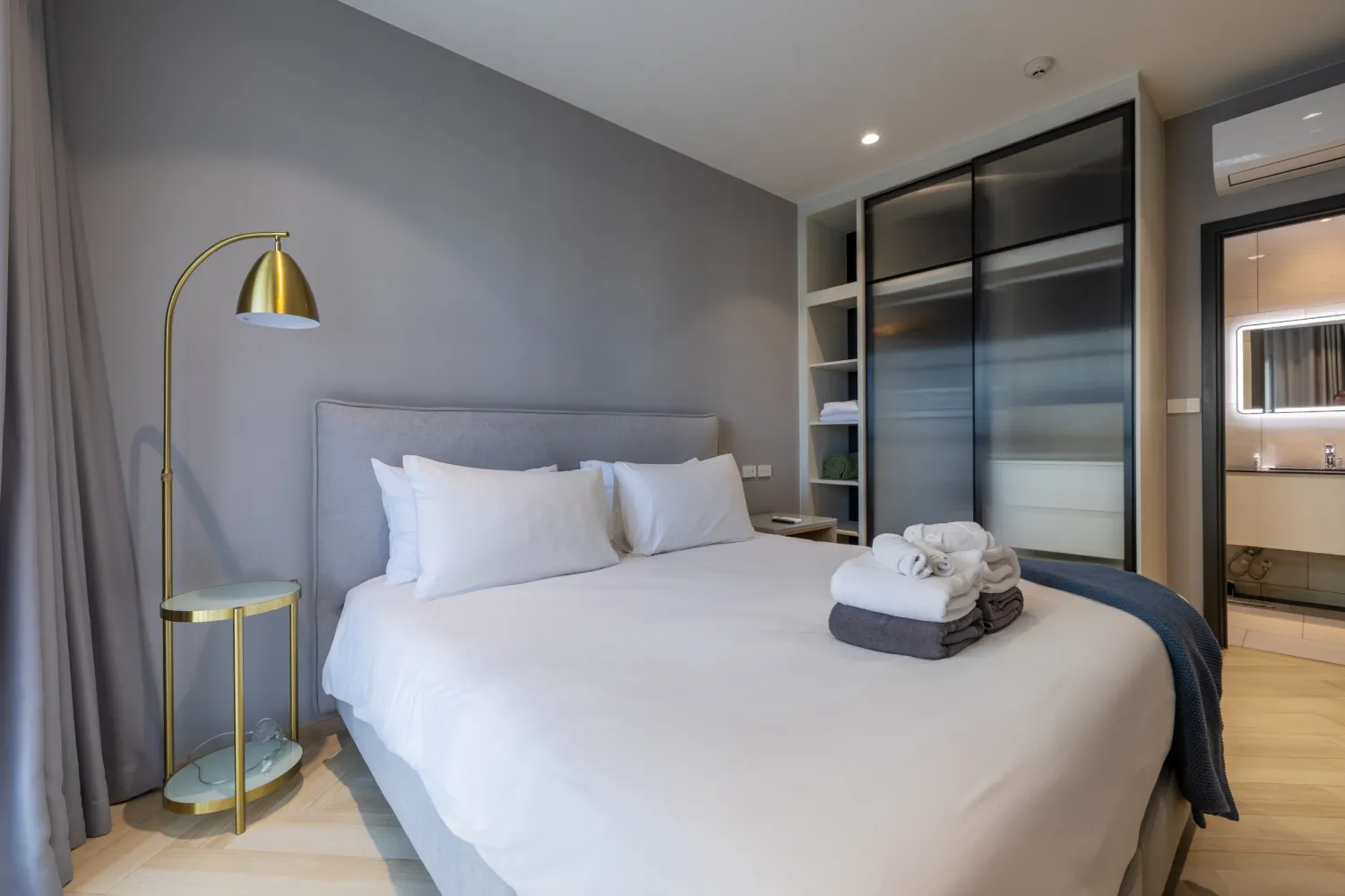 Property image - full photo 18