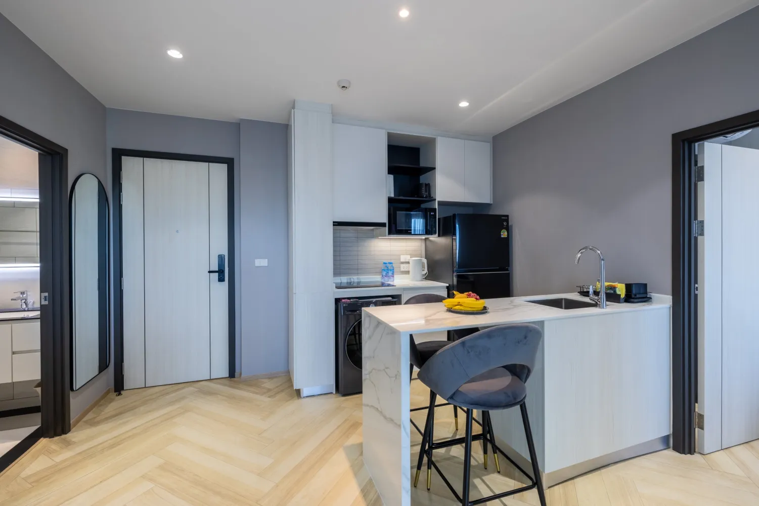 Property image - full photo 2
