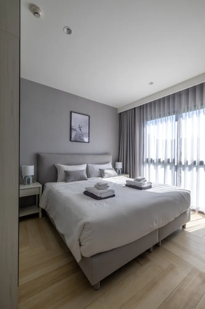 Property image - full photo 12