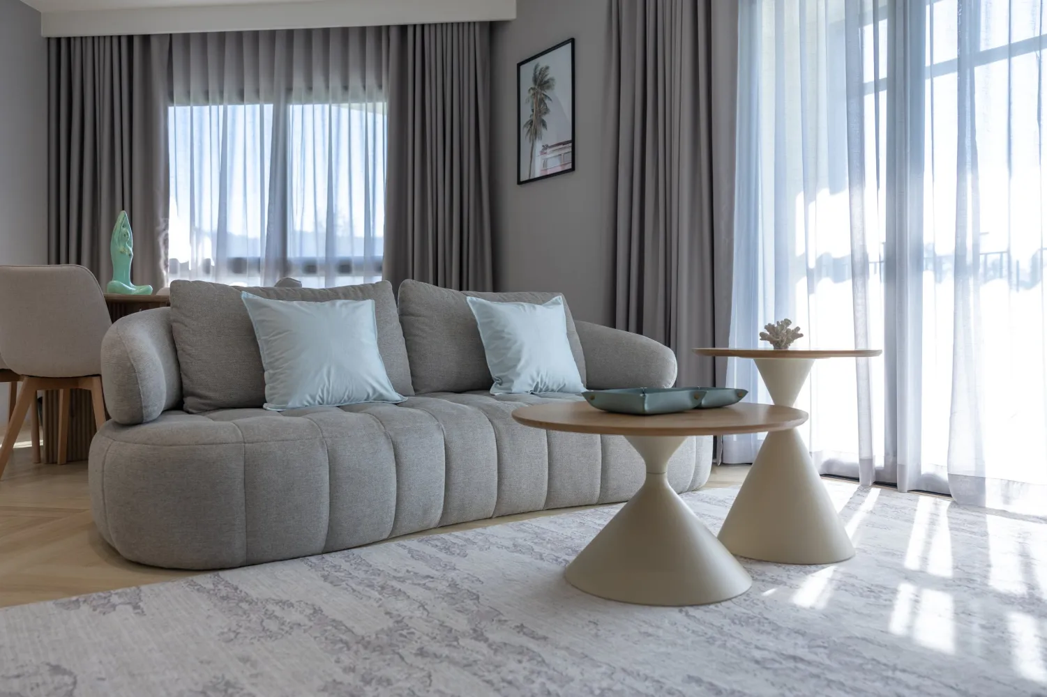 Property image - full photo 2
