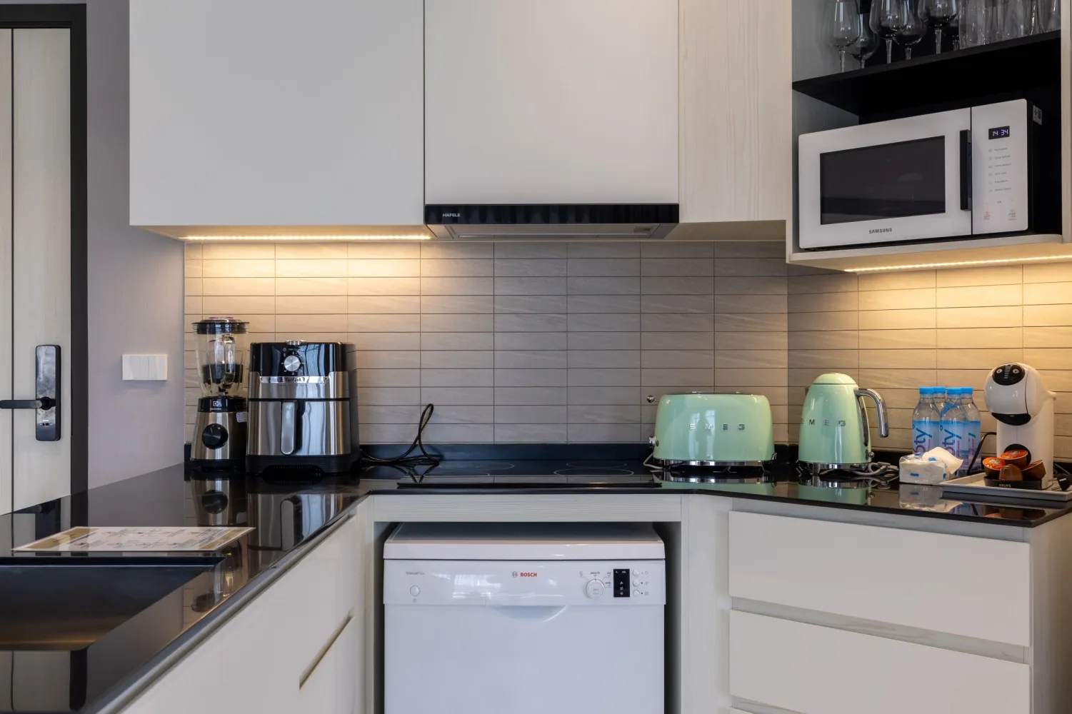 Property image - full photo 6
