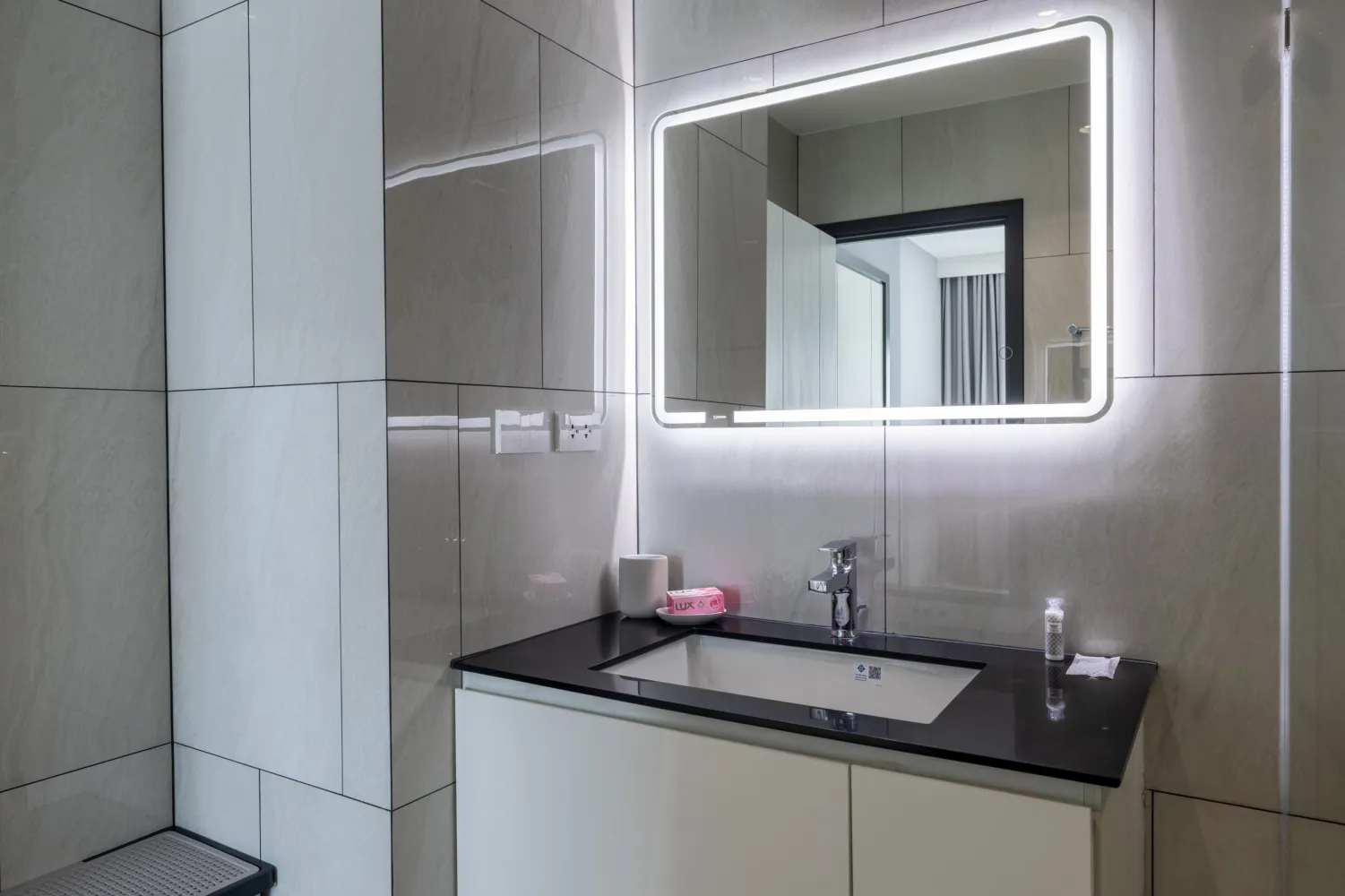 Property image - full photo 23