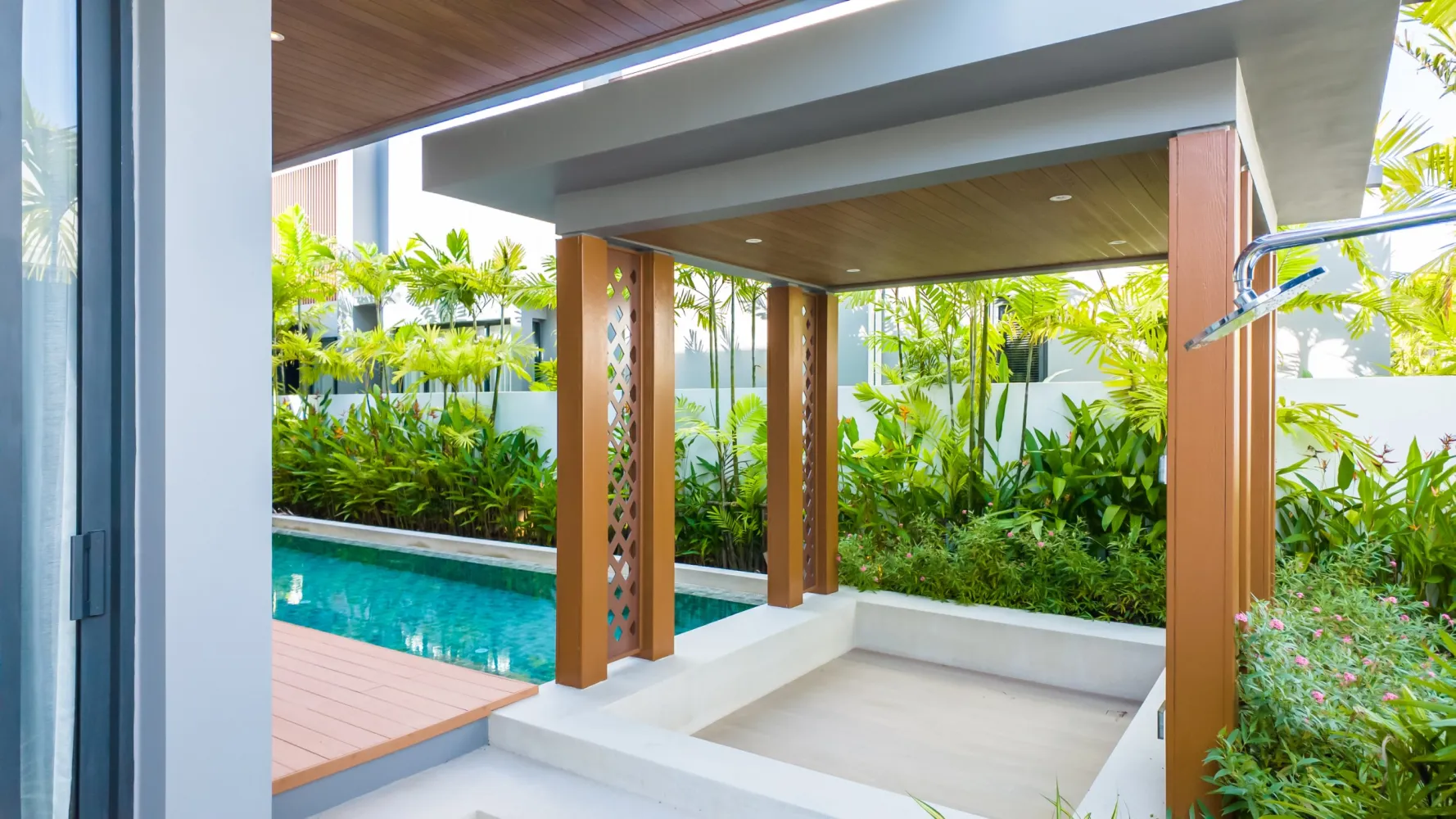 Property image - full photo 15