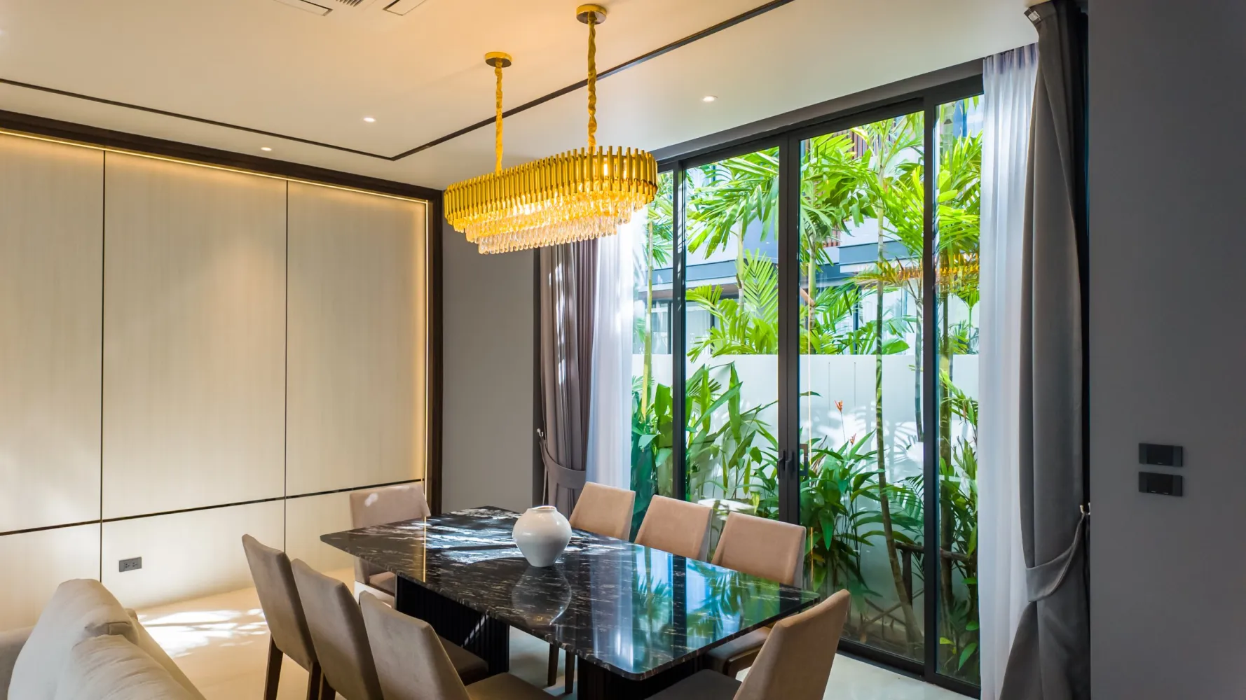 Property image - full photo 9