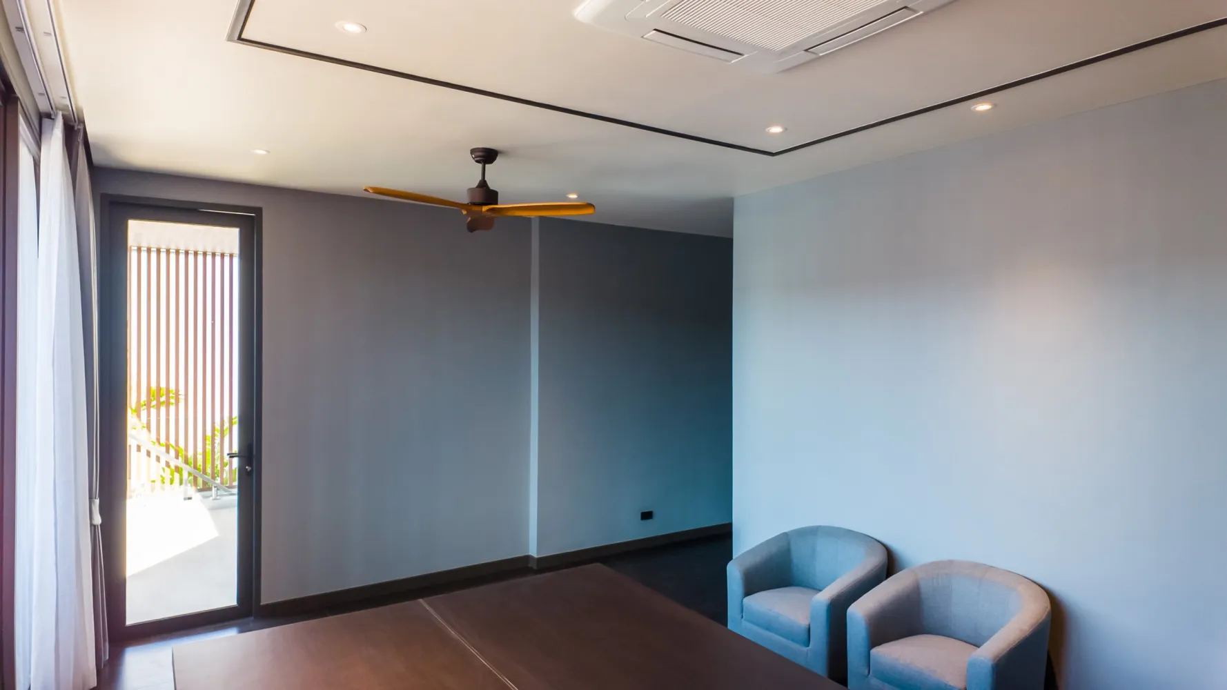 Property image - full photo 18