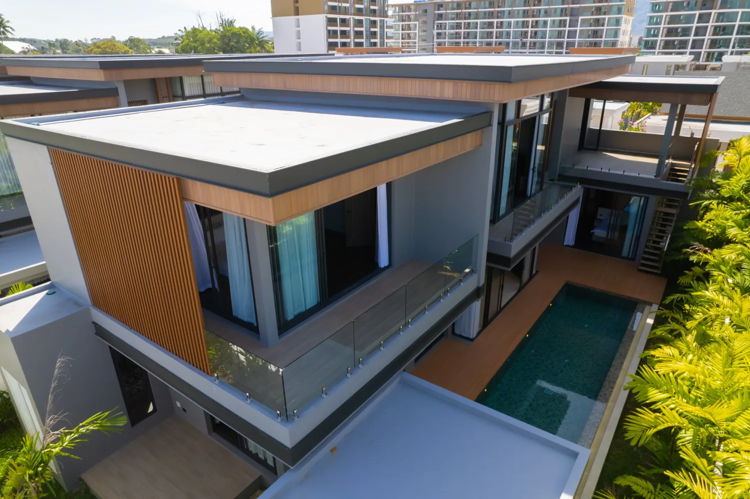 Property image - full photo 21