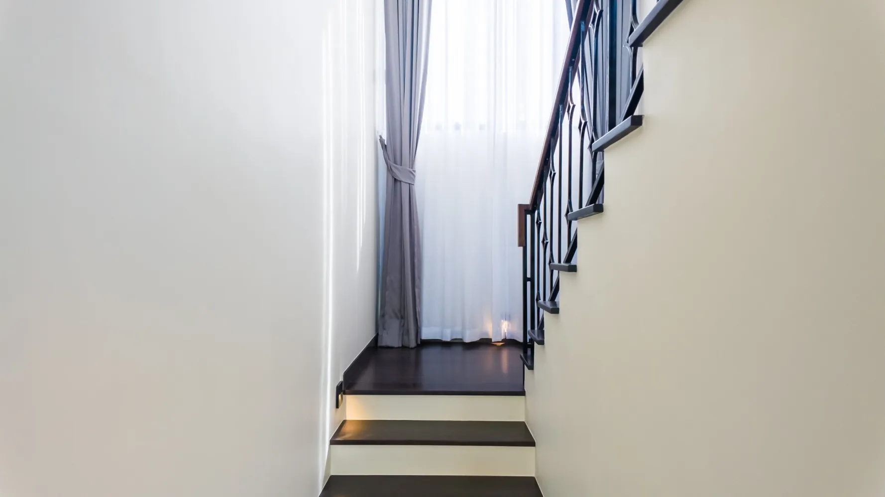 Property image - full photo 22