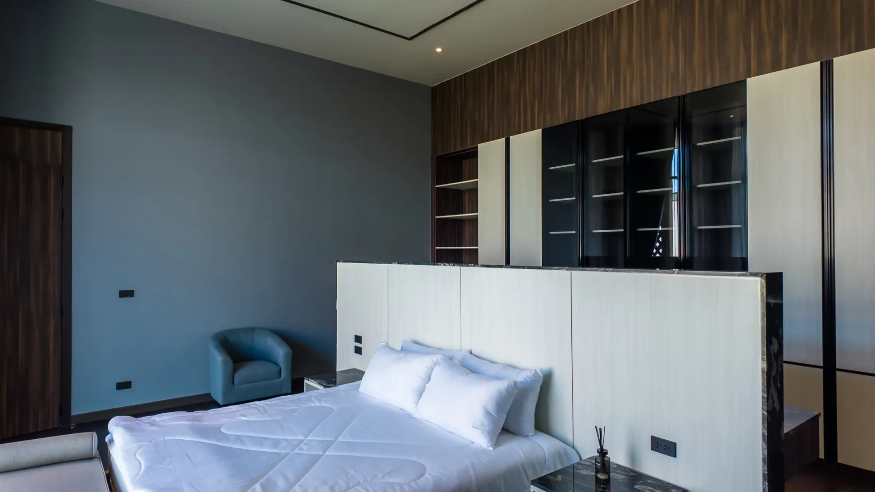 Property image - full photo 26