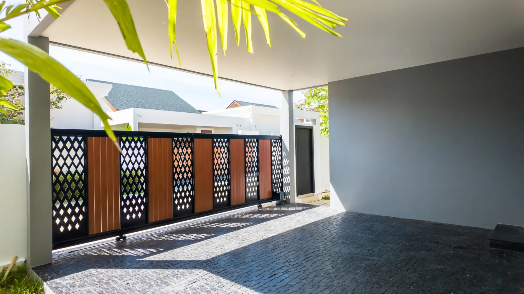 Property image - full photo 78
