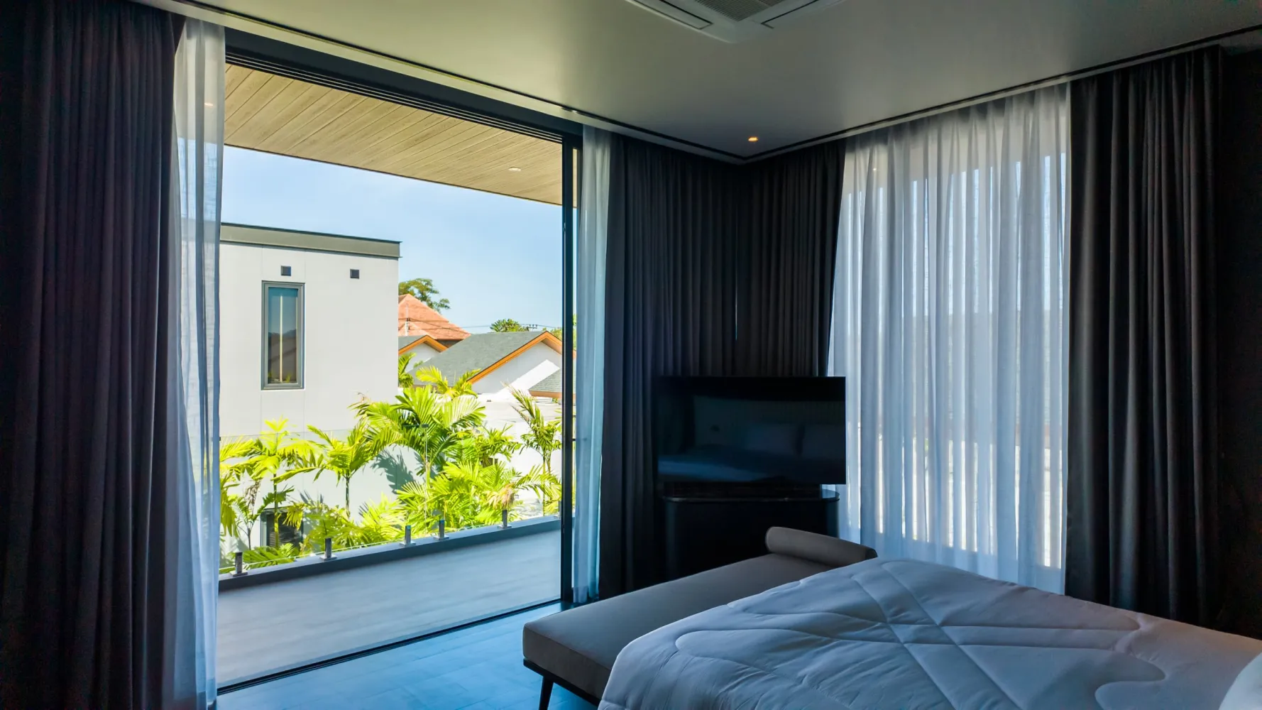 Property image - full photo 35