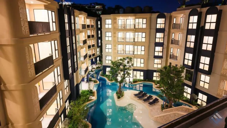 Property image - full photo 16