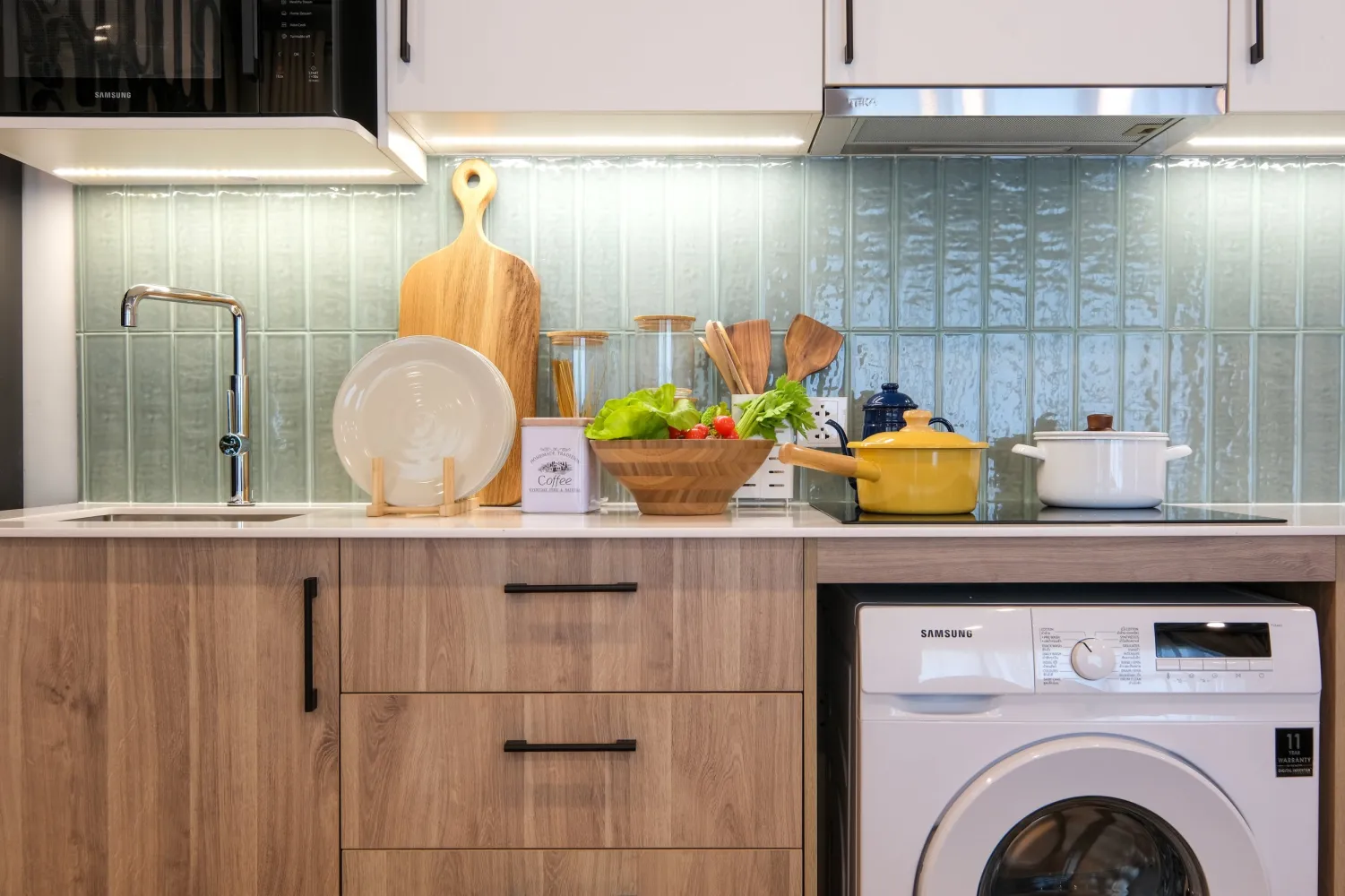 Property image - full photo 6