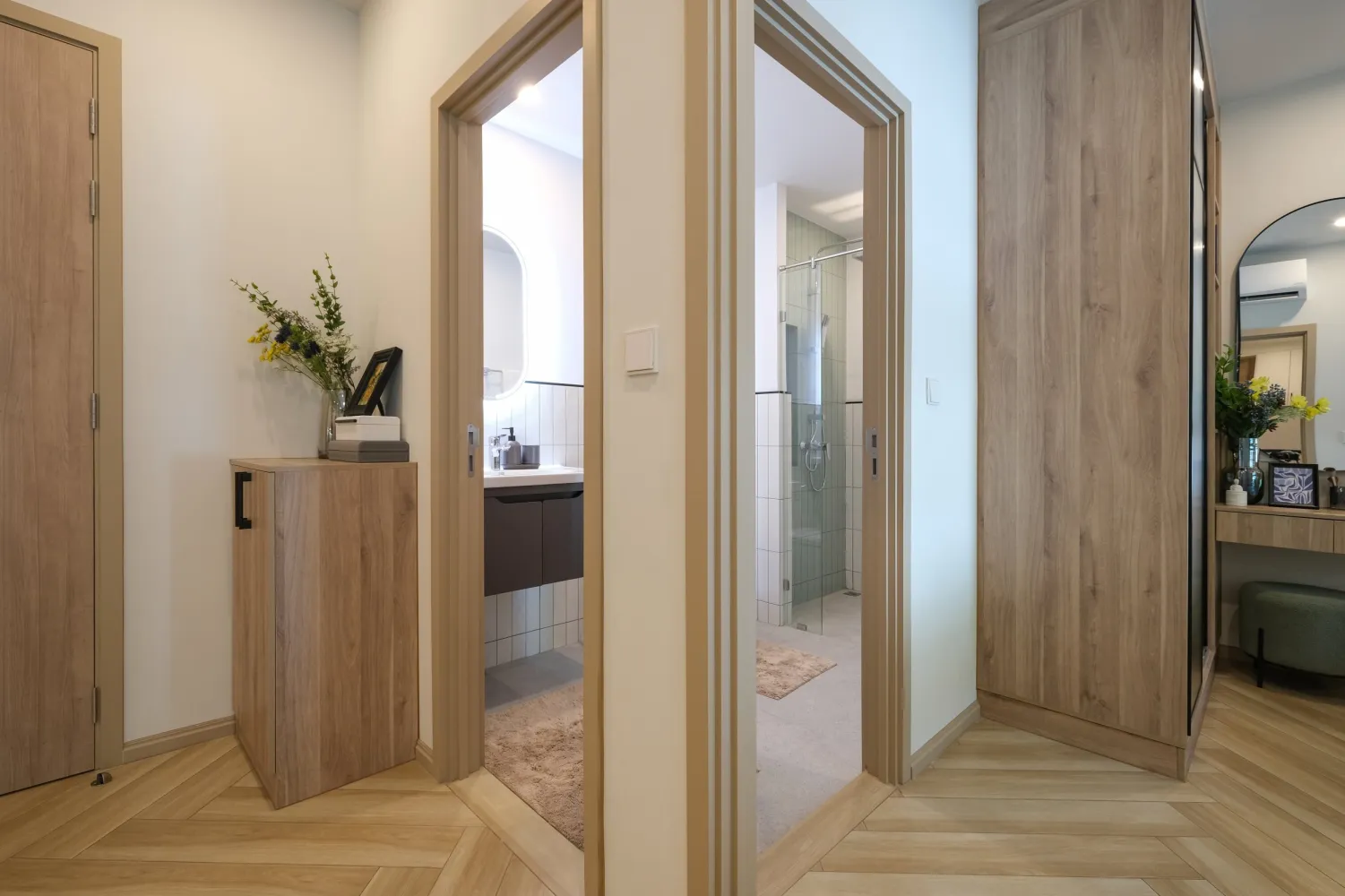 Property image - full photo 10