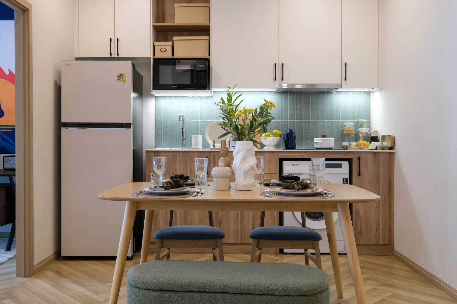 Property image - full photo 3
