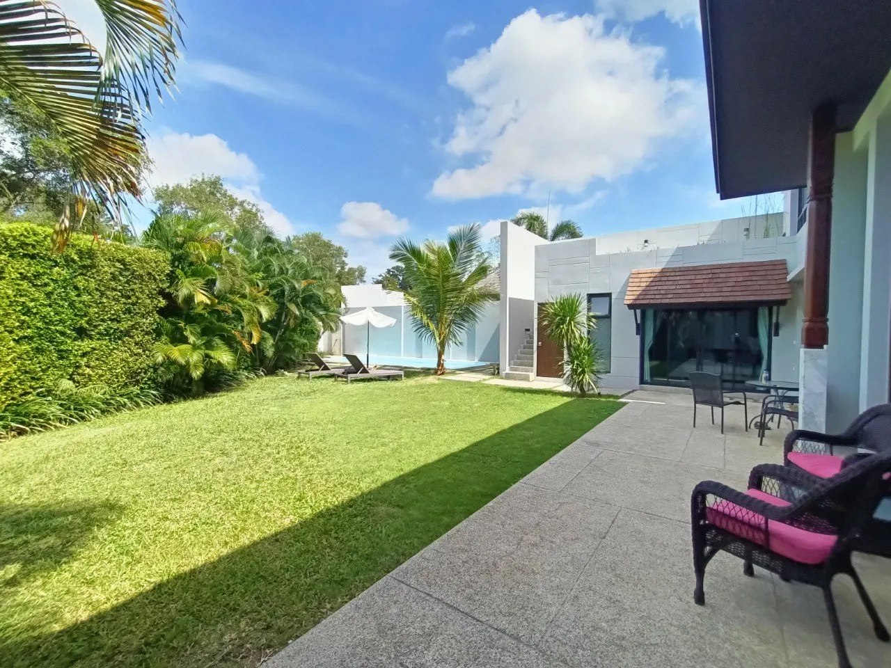 Property image - full photo 8