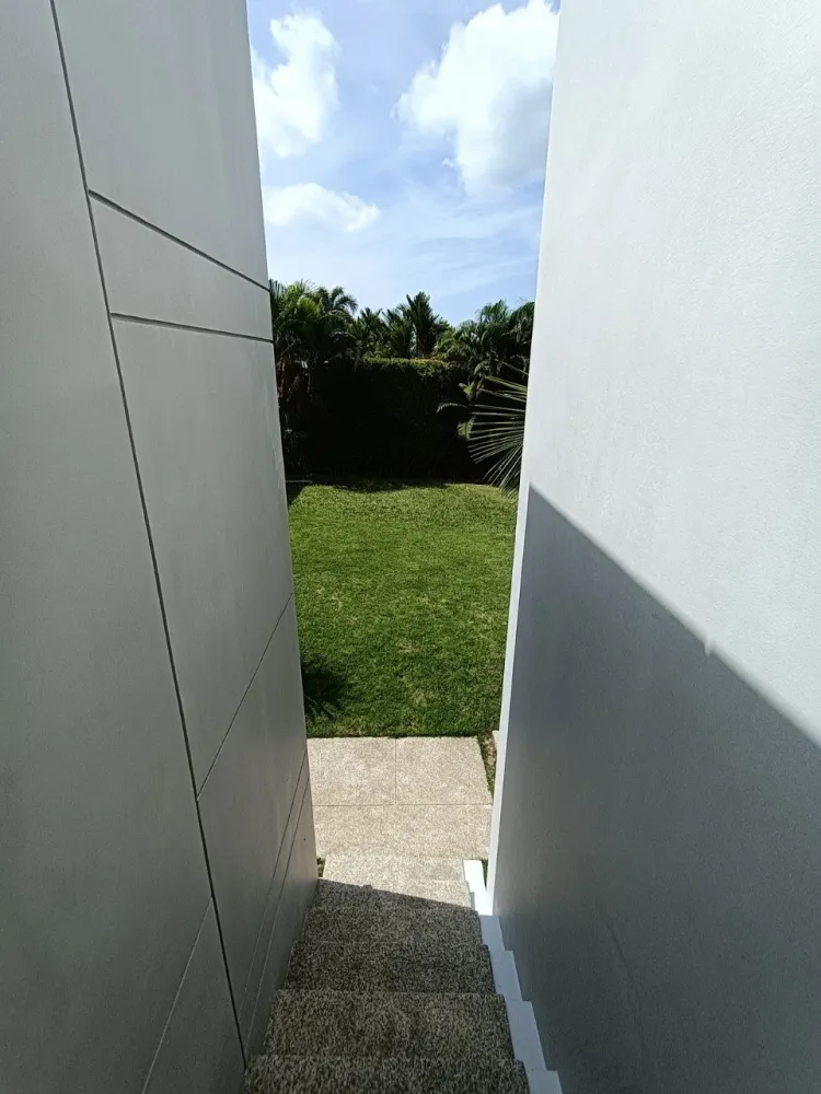 Property image - full photo 36