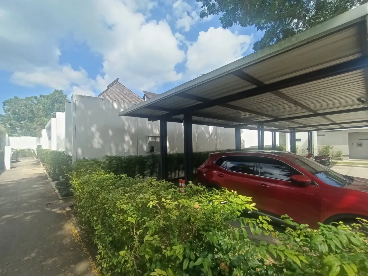 Property image - full photo 48