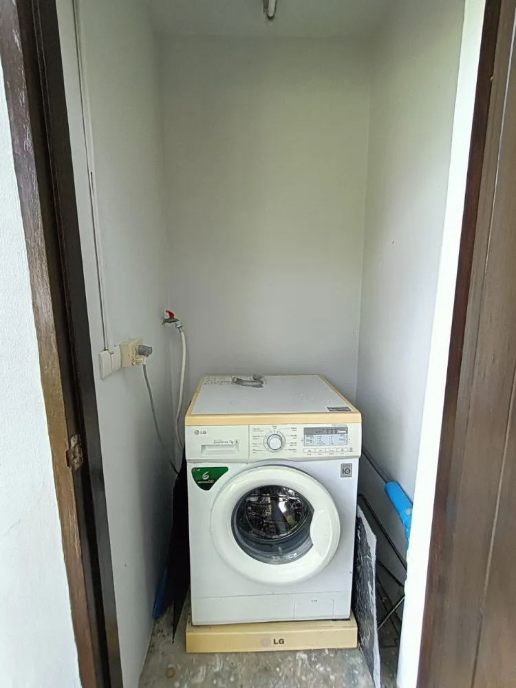 Property image - full photo 30