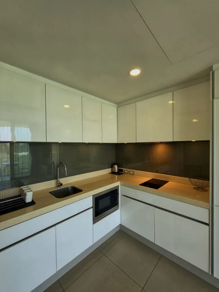 Property image - full photo 6