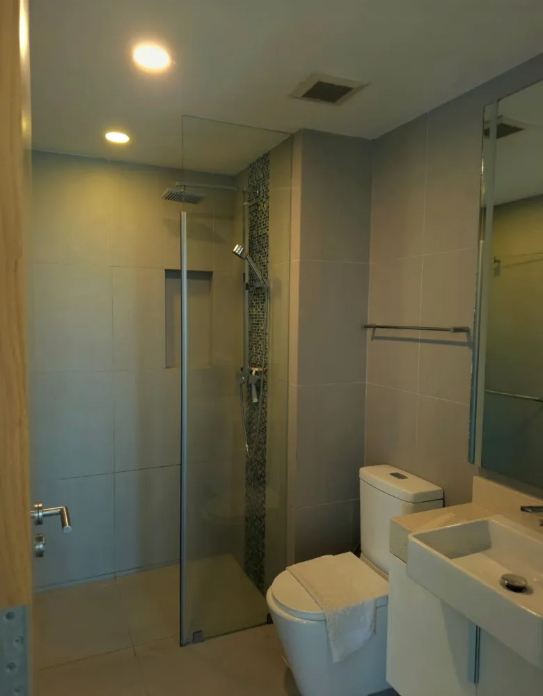 Property image - full photo 12