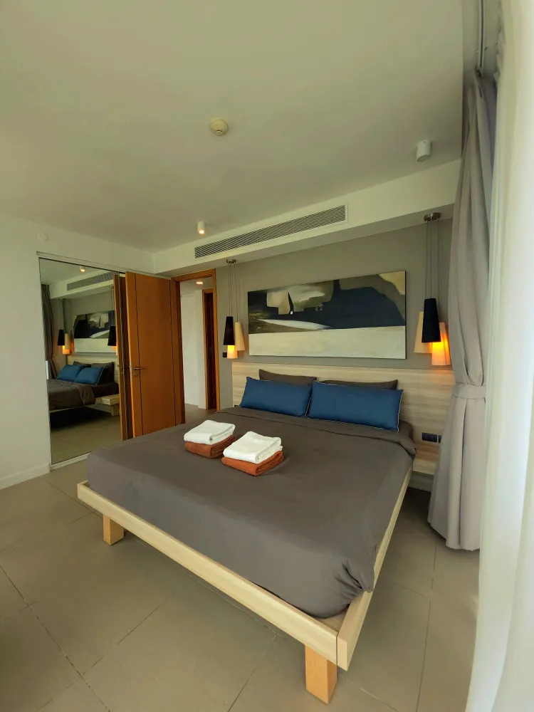 Property image - full photo 10