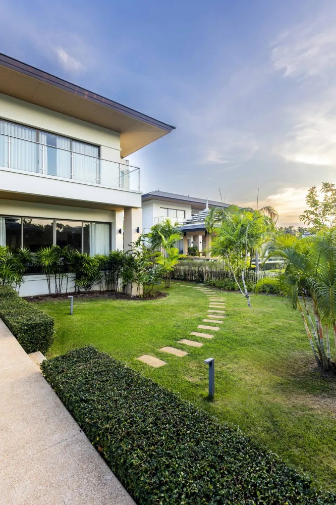 Property image - full photo 3