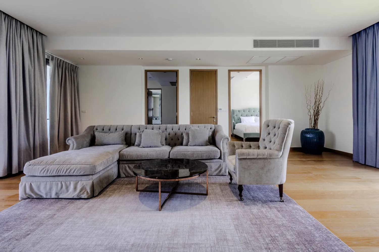 Property image - full photo 6