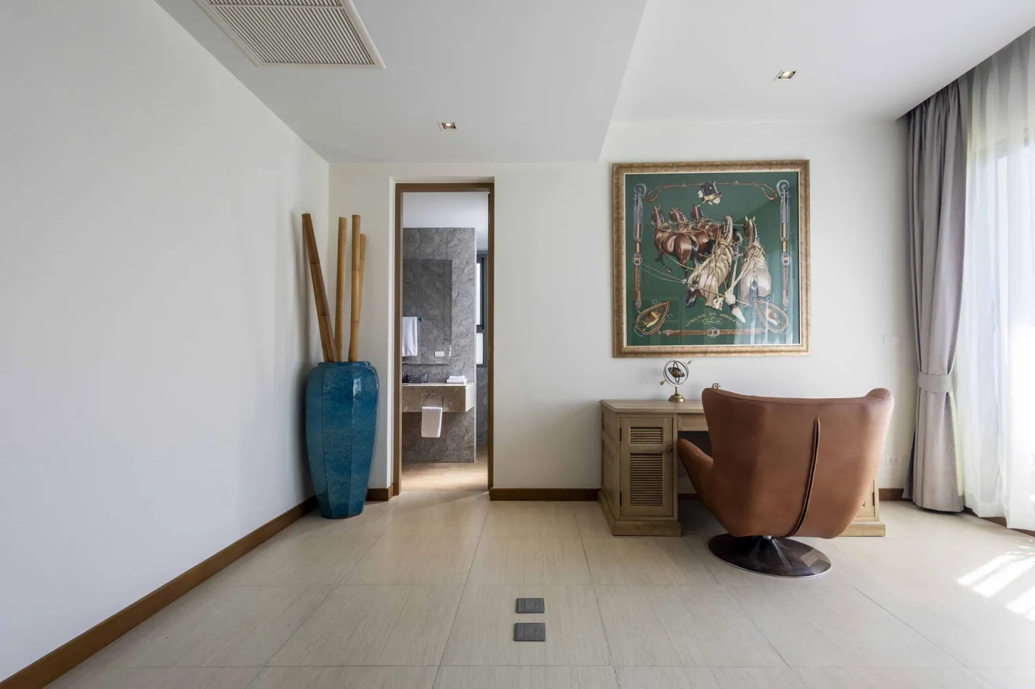 Property image - full photo 26