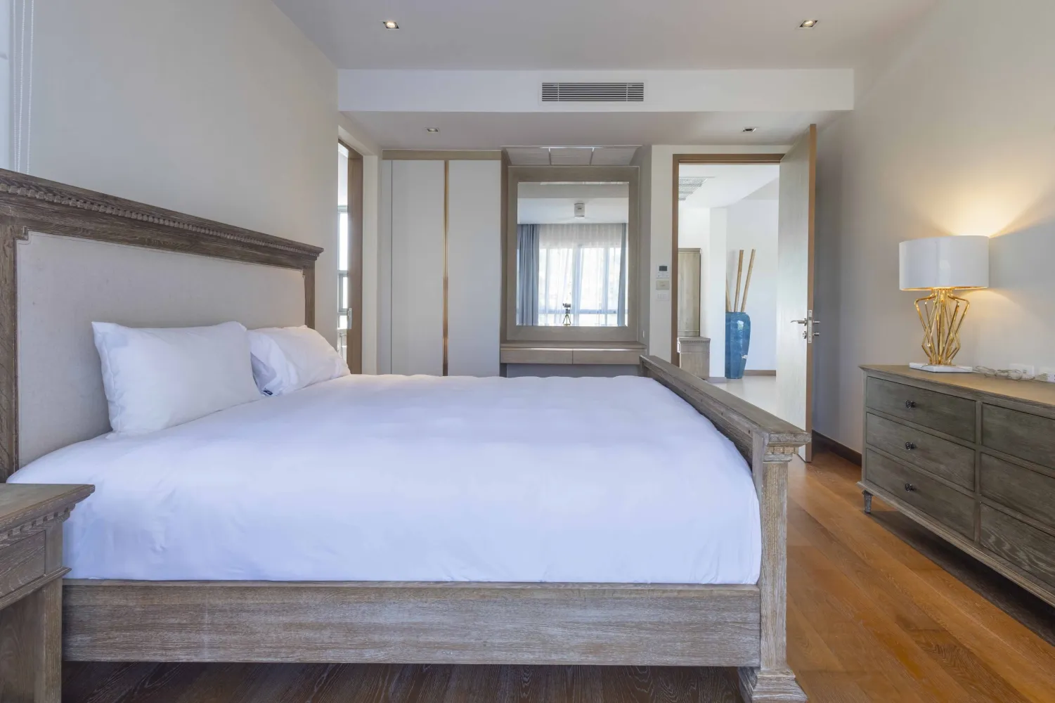 Property image - full photo 49