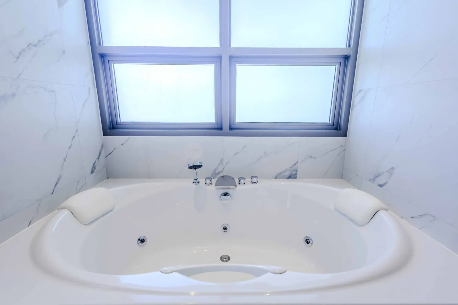 Property image - full photo 38
