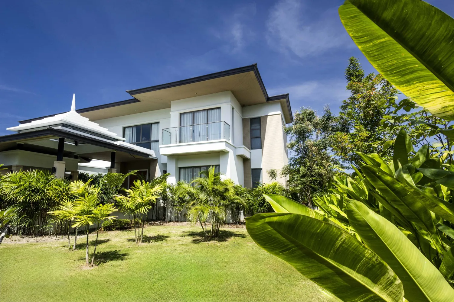 Property image - full photo 64