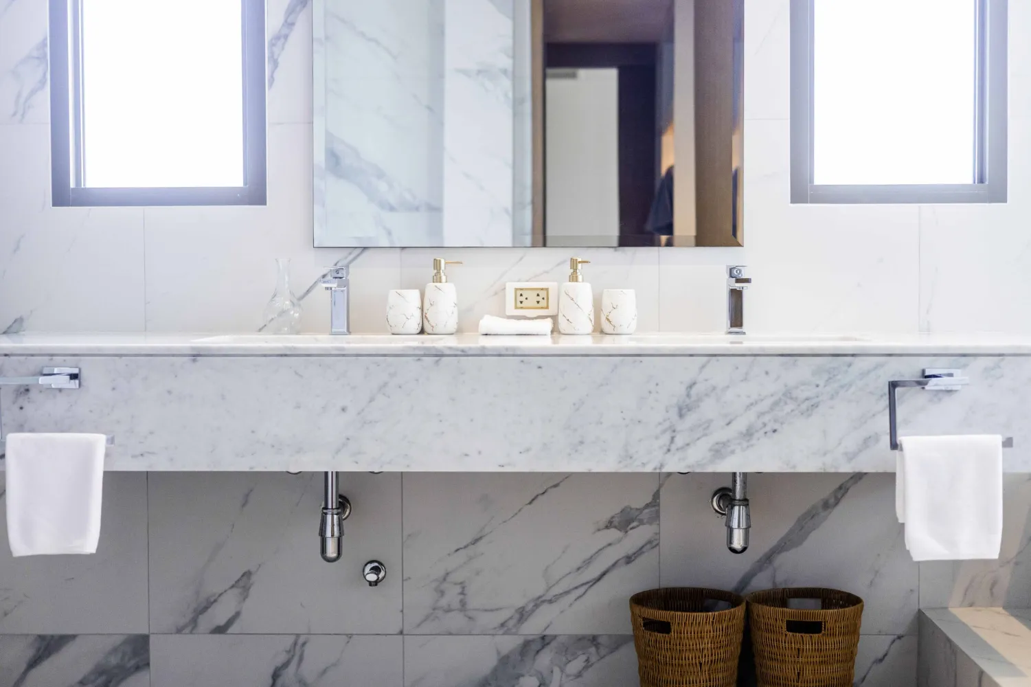 Property image - full photo 40