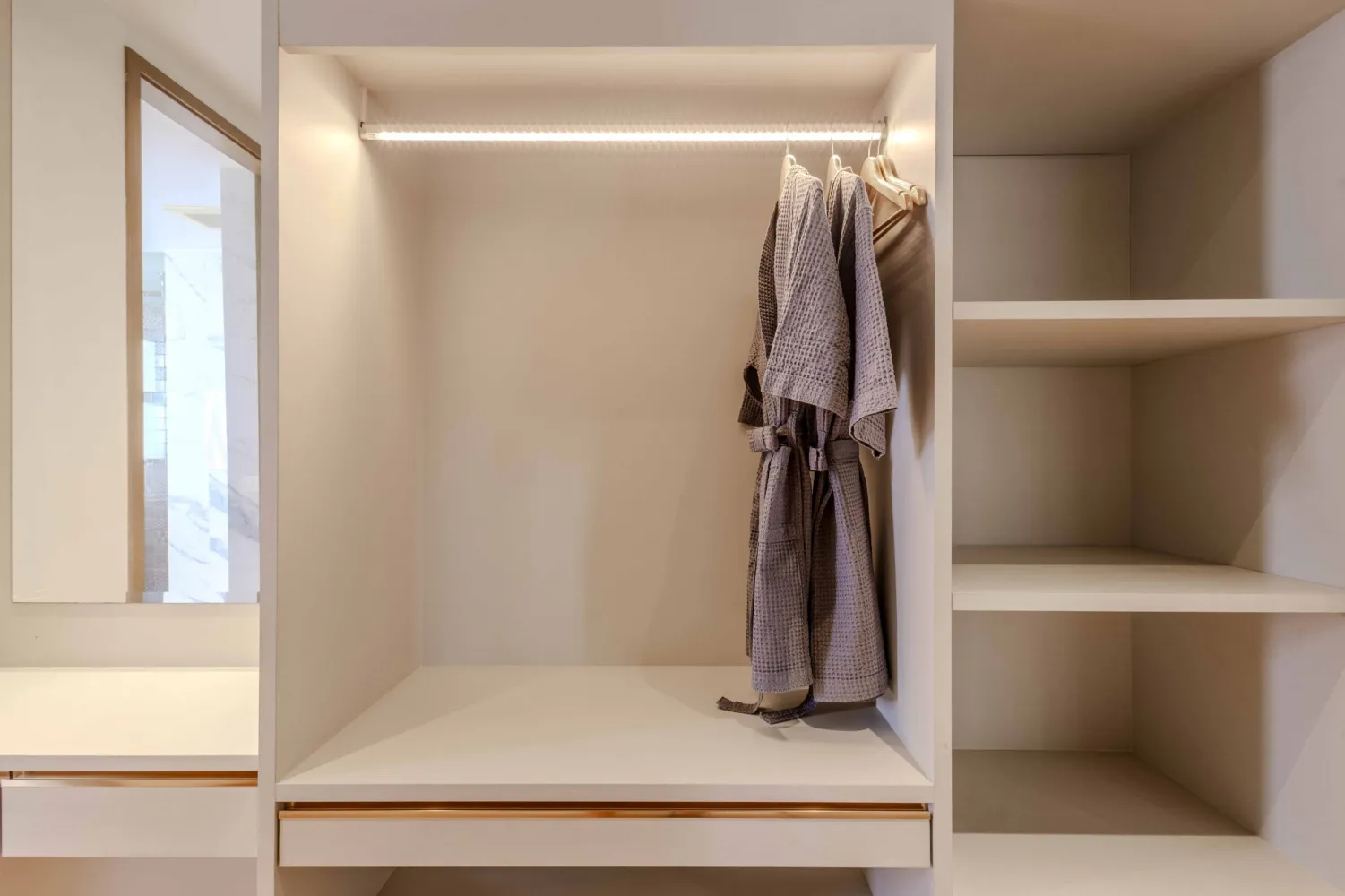 Property image - full photo 47